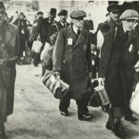 Odsun Židov do koncentračných táborov.