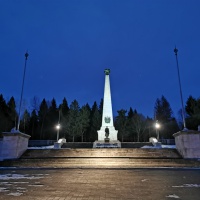 Nasvietený Pamätník sovietskej armády vo Svidníku (20. 1. 2020).