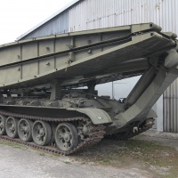 mostný tank