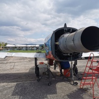 Lietadlo L-39V ožilo pod rukami odborníkov z Leteckých opravovní Trenčín