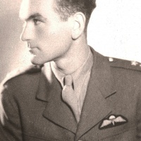 Podporučík Jaroslav Klemeš krátko po skončení vojny v lete 1945