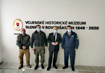 V piešťanskom Vojenskom historickom múzeu privítali vzácnu návštevu