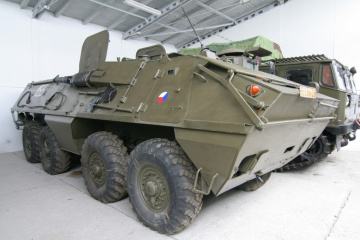 Obrnený transportér OT-64A SKOT