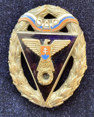 1. Odznak OAP III. triedy