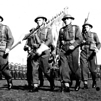 Slávnostný nástup jednotiek 1. československej samostatnej brigády vo veľkej Británii