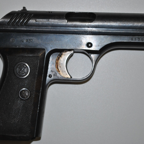 Československá armádna pištoľ vzor 24 kalibru 9 mm