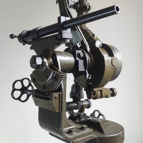 Cvičný prístroj vzor 34 pre trofejnú nemeckú 105 mm ľahkú húfnicu vzor 18/40 N