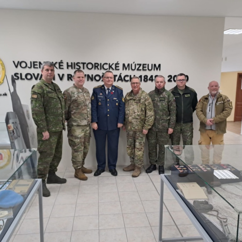 Vzácna návšteva vo Vojenskom historickom múzeu Piešťany