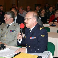Z rokovania 6. medzinárodnej konferencie Pracovnej skupiny pre vojenskú históriu v Bratislave, apríl 2006 