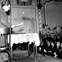Spomienková oslava na gen. R. Viesta, ktorú usporiadala „Živena“ v Bratislave 15.10.1946. 