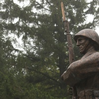 Pamätník čs. armádneho zboru - socha čs. vojaka