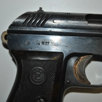 Československá armádna pištoľ vzor 24 kalibru 9 mm 
