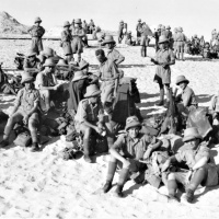 Vojaci 11. československého pešieho práporu pred odchodom z Agami (máj 1941)