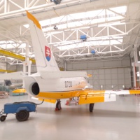 Lietadlo L-39V ožilo pod rukami odborníkov z Leteckých opravovní Trenčín