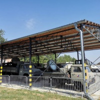 Oprava strešnej konštrukcie (kotvenie plechov) na ESO prístrešku, „letisko v Piešťanoch  - ESO prístrešok po oprave