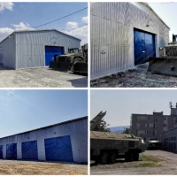 Oprava opláštenia na budovách / výstavných halách H1, H2 a H3 vo VHM v Piešťanoch, apríl - jún 2021 