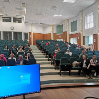 13. Pohľad na poslucháčov v aule Univerzity Mateja Bela