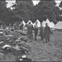 4. Cholmondeley Park Camp, Záber z filmu Czech Army in England (Imperial War Museum, AYY 25) 3 (2)