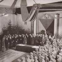 3. Slávnostný obrad pribíjania zástavy na žrď dňa 6. marca 1931 (LM v RK, OF 4966)