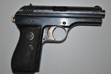 Československá armádna pištoľ vzor 24 kalibru 9 mm 