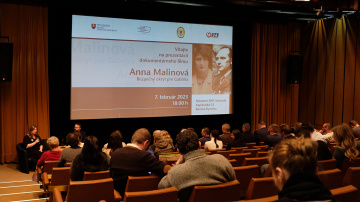 Banská Bystrica . Múzeum SNP - Anna Malinová - Bezpečný úkryt pre Gabčíka - 7.2