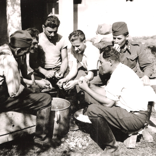 Príprava jedla v slovenskej armáde.