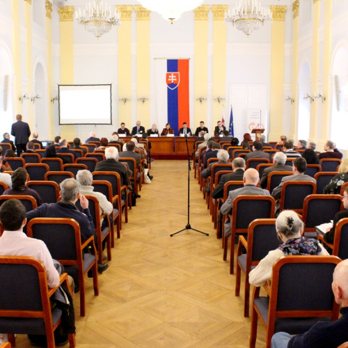 Vedecká konferencia Nastolenie komunistického režimu v Československu vo februári 1948 a jeho dôsledky pre spoločnosť