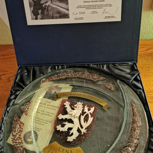 Veľká gratulácia Vojenskému historickému ústavu Bratislava