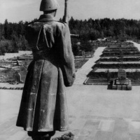 Dukla  - čs. vojak - autor Vítek - 1949