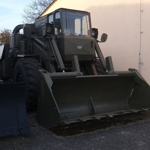 Dozér kolesový DOK-M