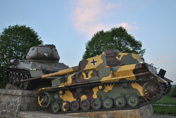 Stredný tank Panzerkampfwagen IV (Pz Kpfw IV)