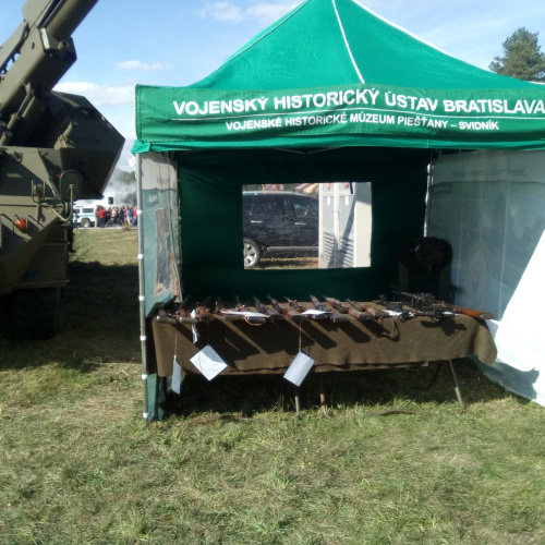 Vojenskí múzejníci na podujatí „Karpaty 1944“ v Medzilaborciach 