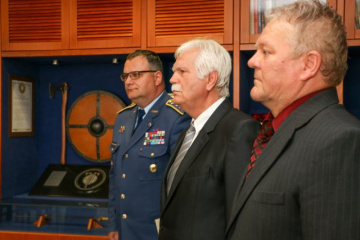 Generálporučík Zmeko ocenil pracovníkov Vojenského historického ústavu