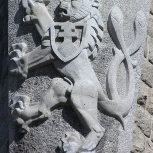 Znak ČSR na Pamätníku čs. armádneho zboru (zreštaurovaný september 2012)