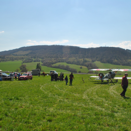 Účasť vojenských múzejníkov zo Svidníka na spomienkovom koncerte v Nižnej Polianke