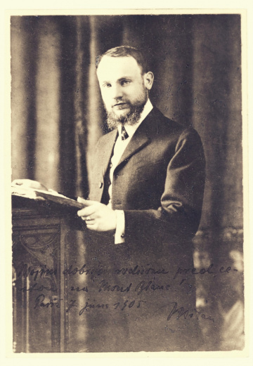 Portrét Štefánika  „Mojim dobrým  rodičom pred cestou na Mont Blanc! Paríž 7. júna 1905. Milan."