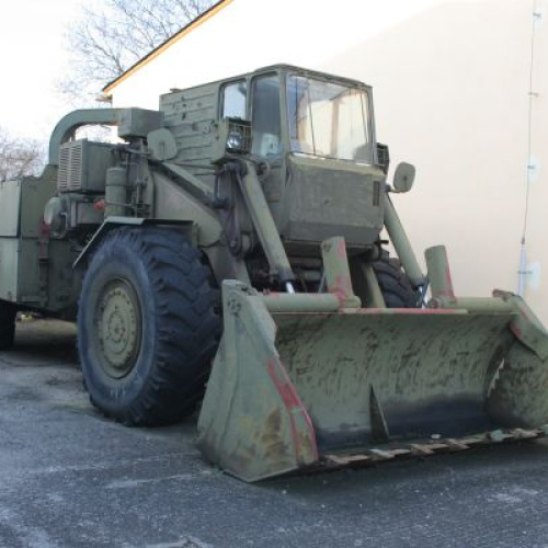 Dozer kolesový DOK-M