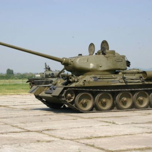 Stredný tank T-34/85
