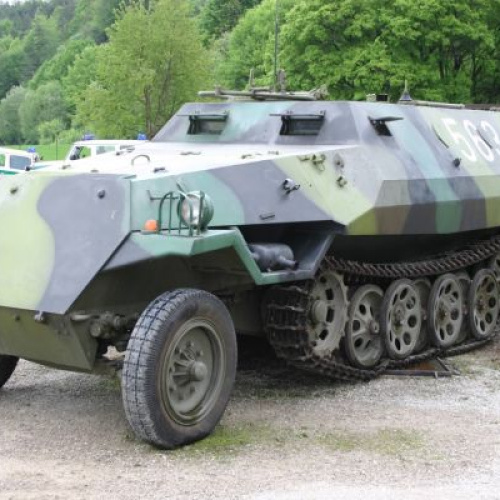 Obrnený transportér OT–810/R2