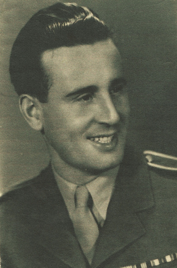 Plukovník vo výslužbe Alexander DOMAN