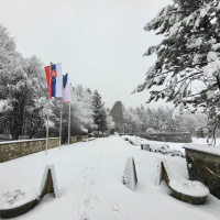 Vyšný Komárnik - Dukla - nové stožiare vlajkoslávy - 2022