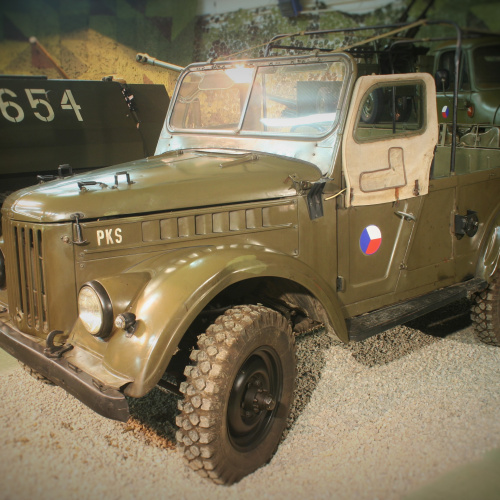 Osobný terénny automobil GAZ–69 M