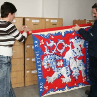 Jedna z vyrobených replík – bojová zástava ružomberského horského pešieho pluku 2 (z rubovej strany).