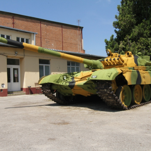Stredný tank T-72 M1
