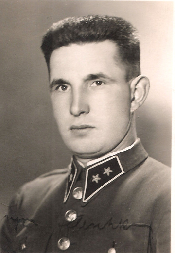 Plukovník vo výslužbe Július FLEŠKO