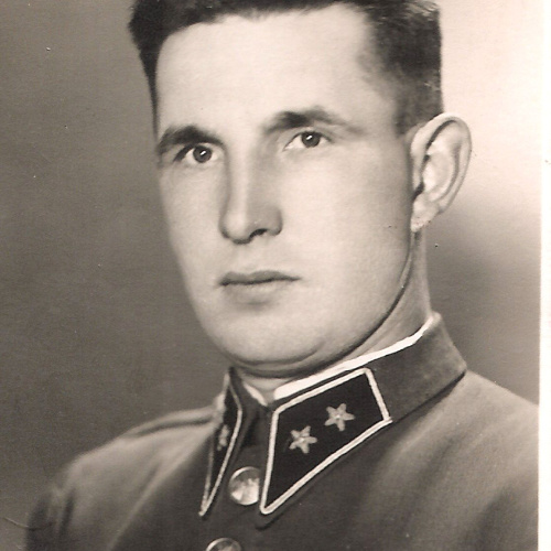 Plukovník vo výslužbe Július FLEŠKO