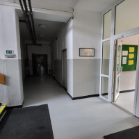 Obnova podlahy vstupu do budovy