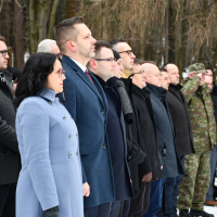 Pietne kladenie vencov na Pam. 1.ČSAZ v ZSSR pri príležitosti 79. výročia osolobodenia mesta Svidník (4)