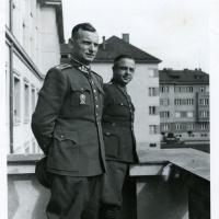  gen. Golian s kpt. Milanom Polákom v Banskej Bystrici 9.1944 - VÚA-VHA Praha
