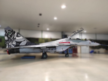 Nadzvukové prúdové dvojmotorové cvičné stíhacie lietadlo MiG-29 UBS